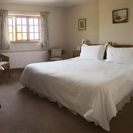Larkrise Cottage Bed And Breakfast-3